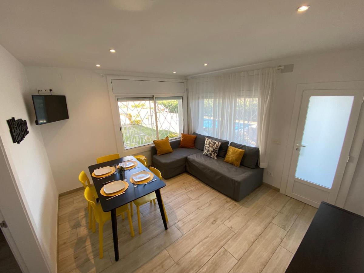 Apartamentos Rayon Du Soleil Sant Feliu de Guíxols Ngoại thất bức ảnh